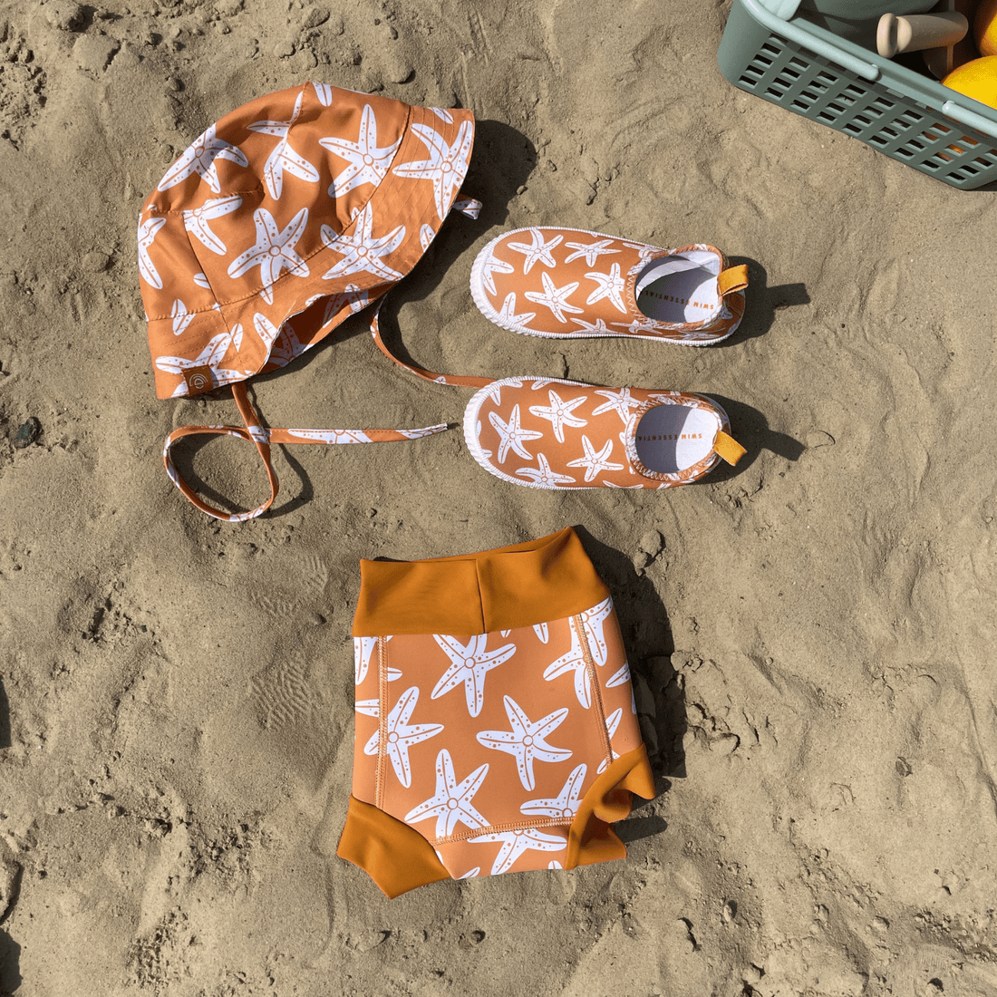 waterschoenen-seastar-oranje-swim-essentials-2