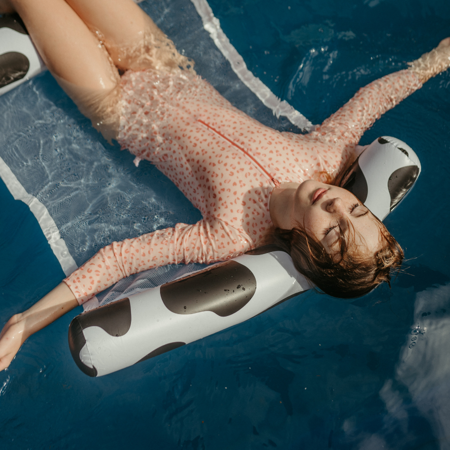 waterhangmat-koe-swim-essentials-1