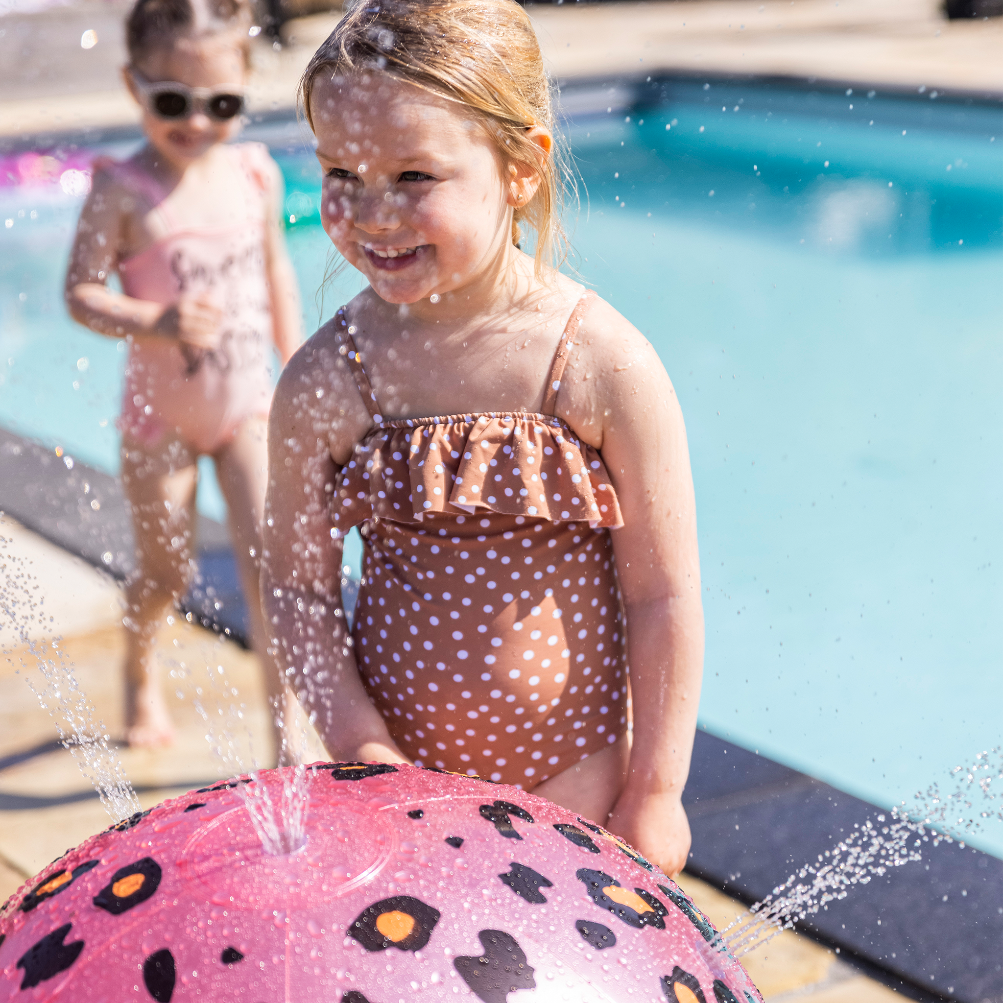 Opblaasbare Watersproeier Bal - Roze/Goud - Safari Chique