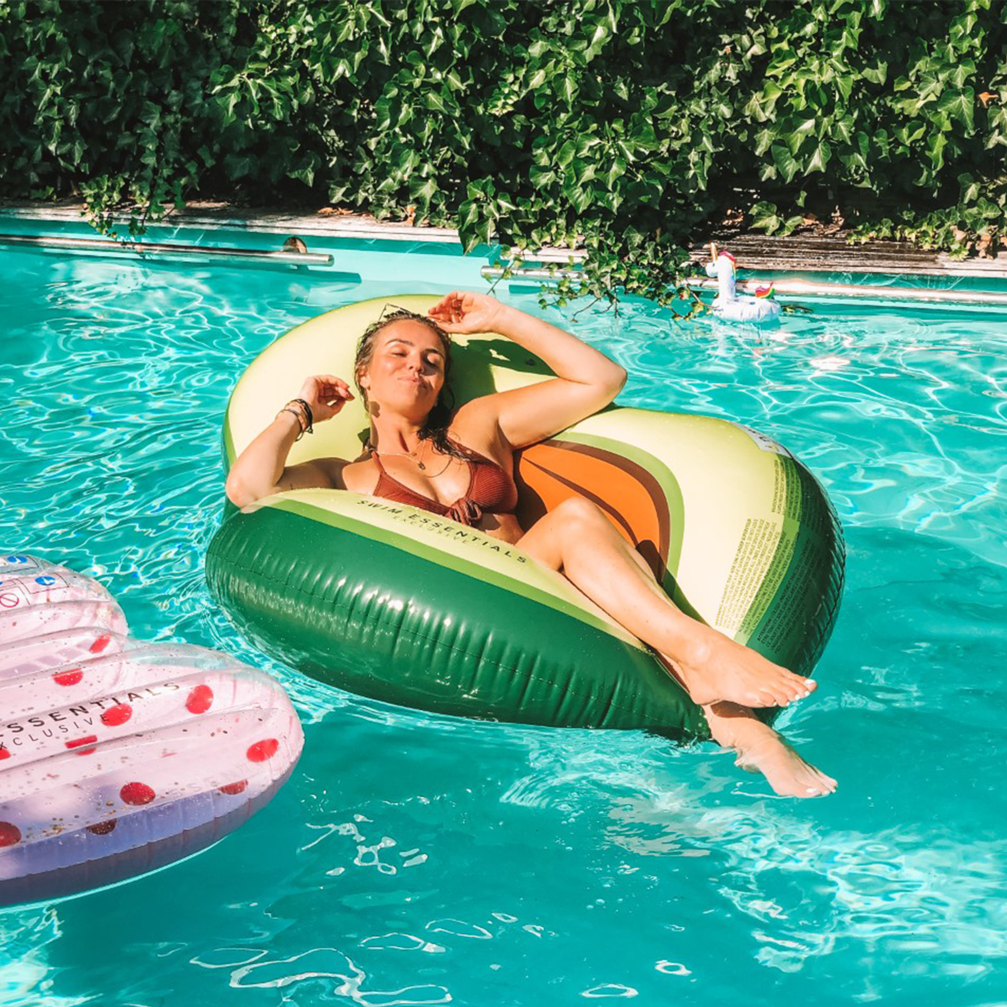 Luchtbed Zwembad - Groen - Tropical Bliss Avacado - incl. Strandbal