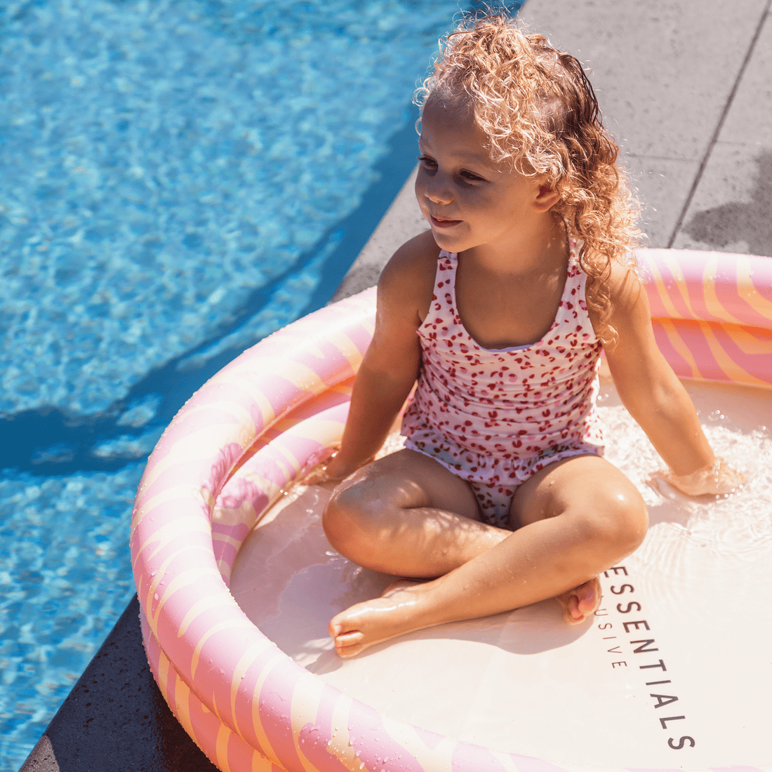 baby-zwembad-roze-zebra-100-cm-swim-essentials-1