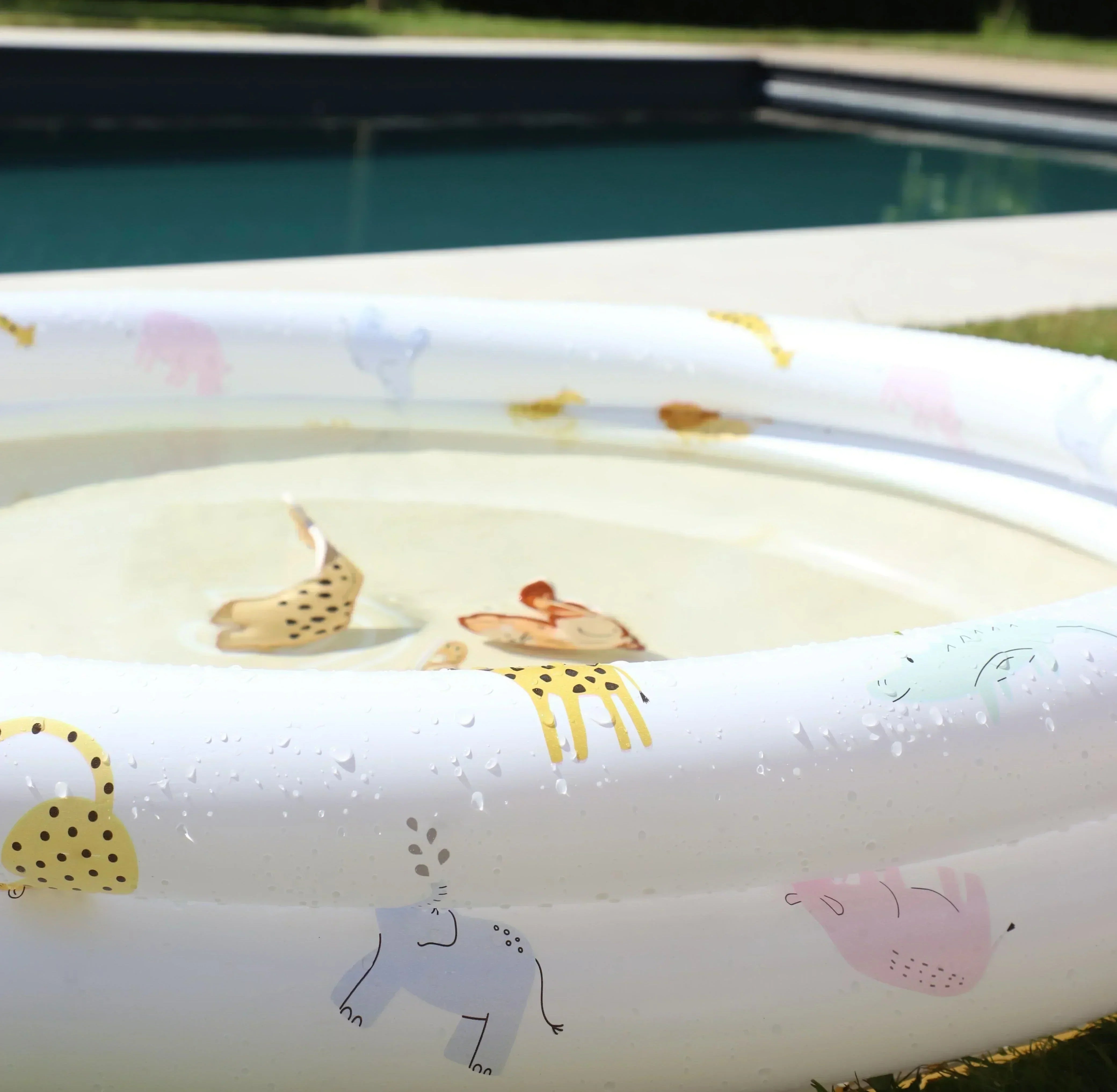 How to choose the right pools, toys, and inflatables for your summer