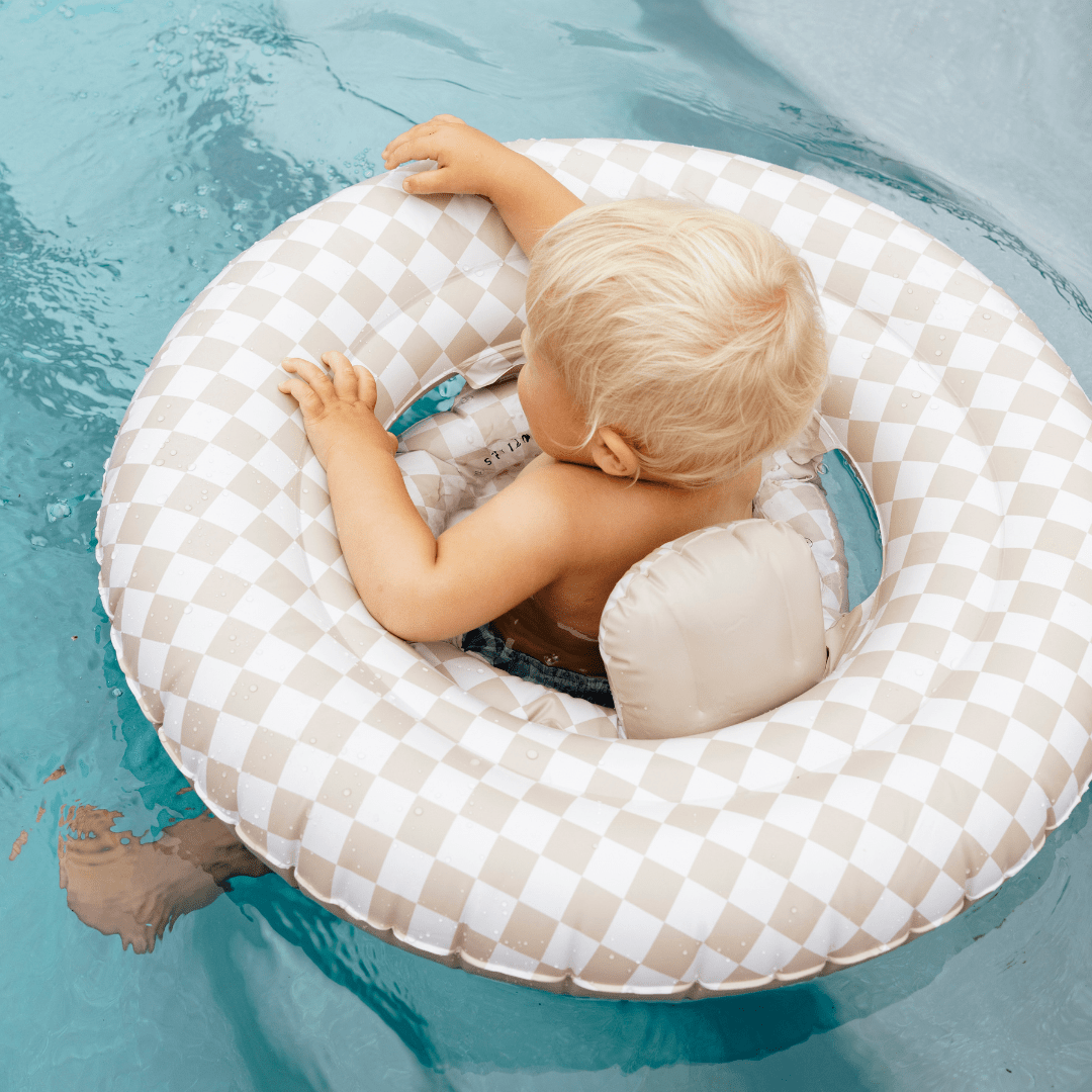 baby-float-checkmate-swim-essentials-1