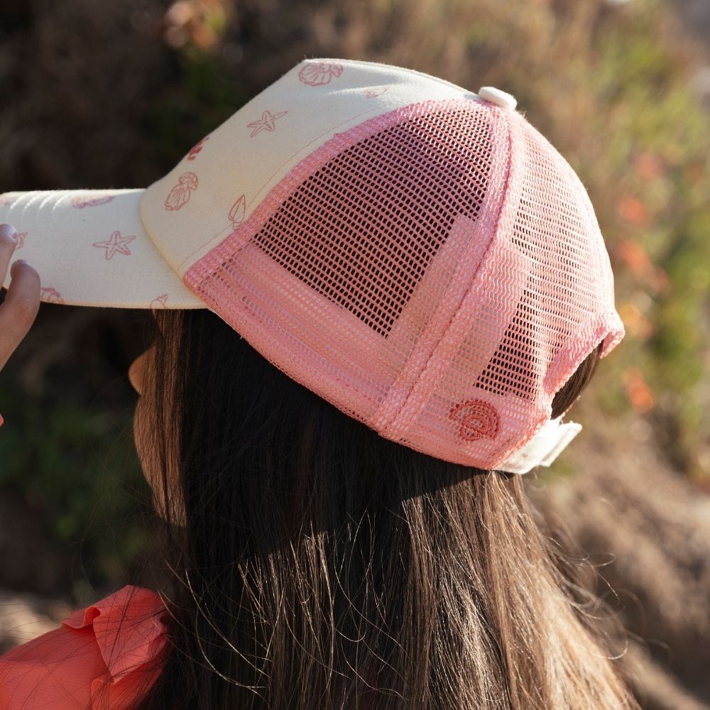 Pet - Beige - Shell Tastic