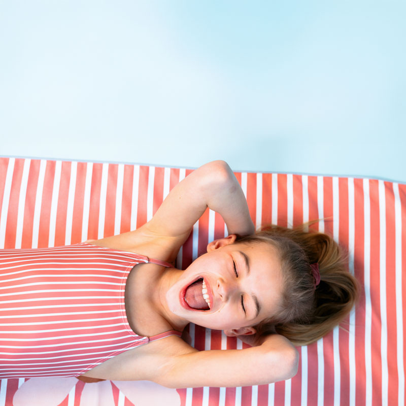 Strandlaken Microvezel - Blauw - Daisy Flower 135 x 65 cm