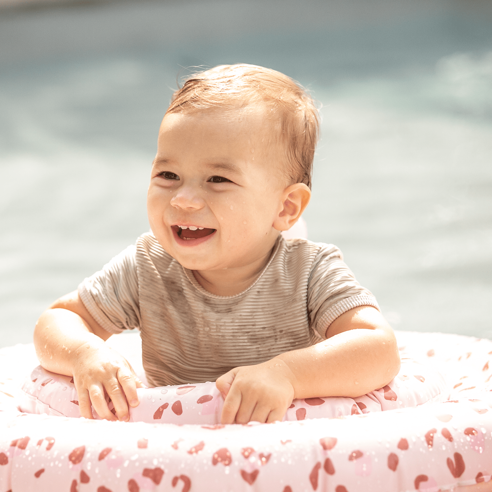 baby-float-old-pink-panterprint-swim-essentials-3