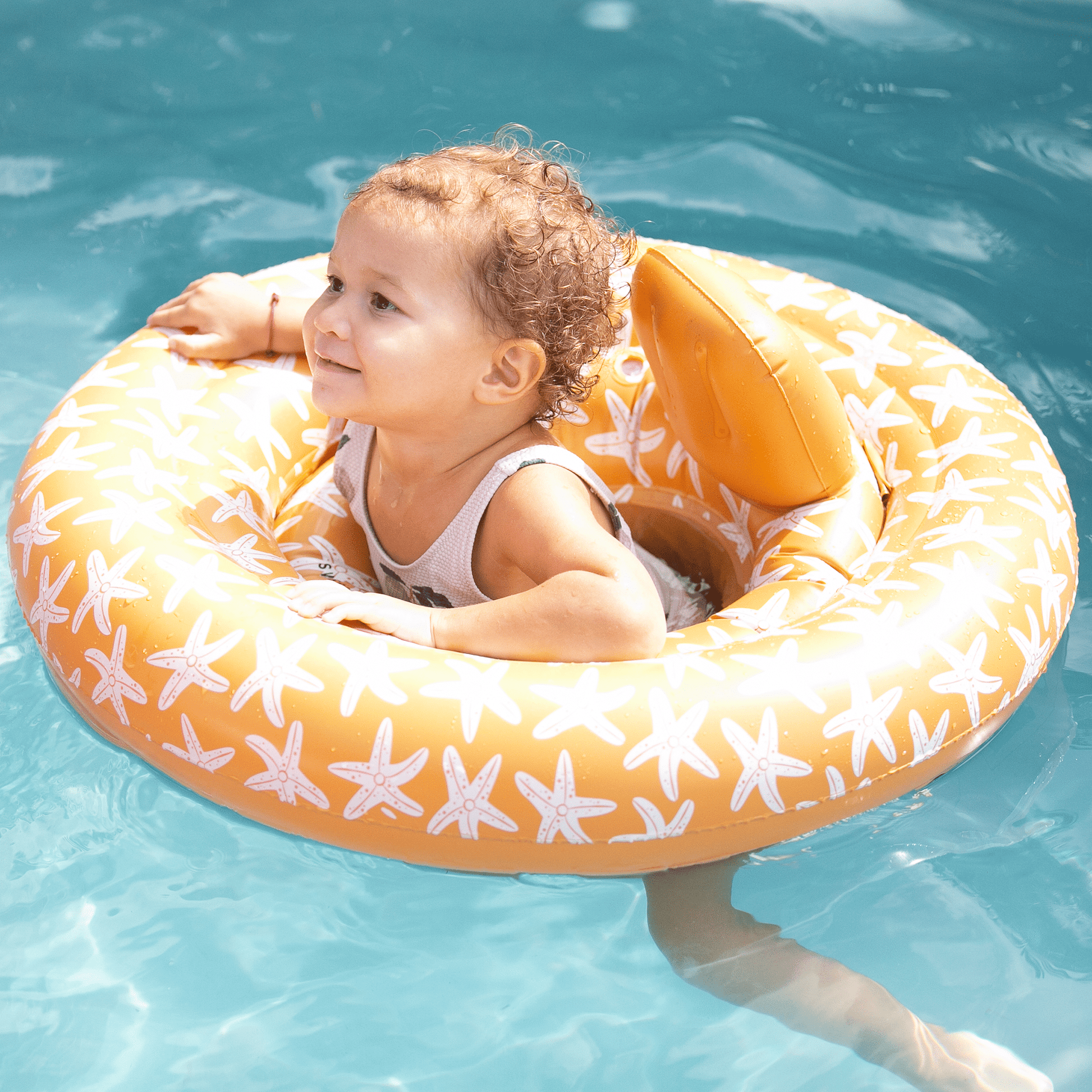 baby-float-sea-stars-swim-essentials-3